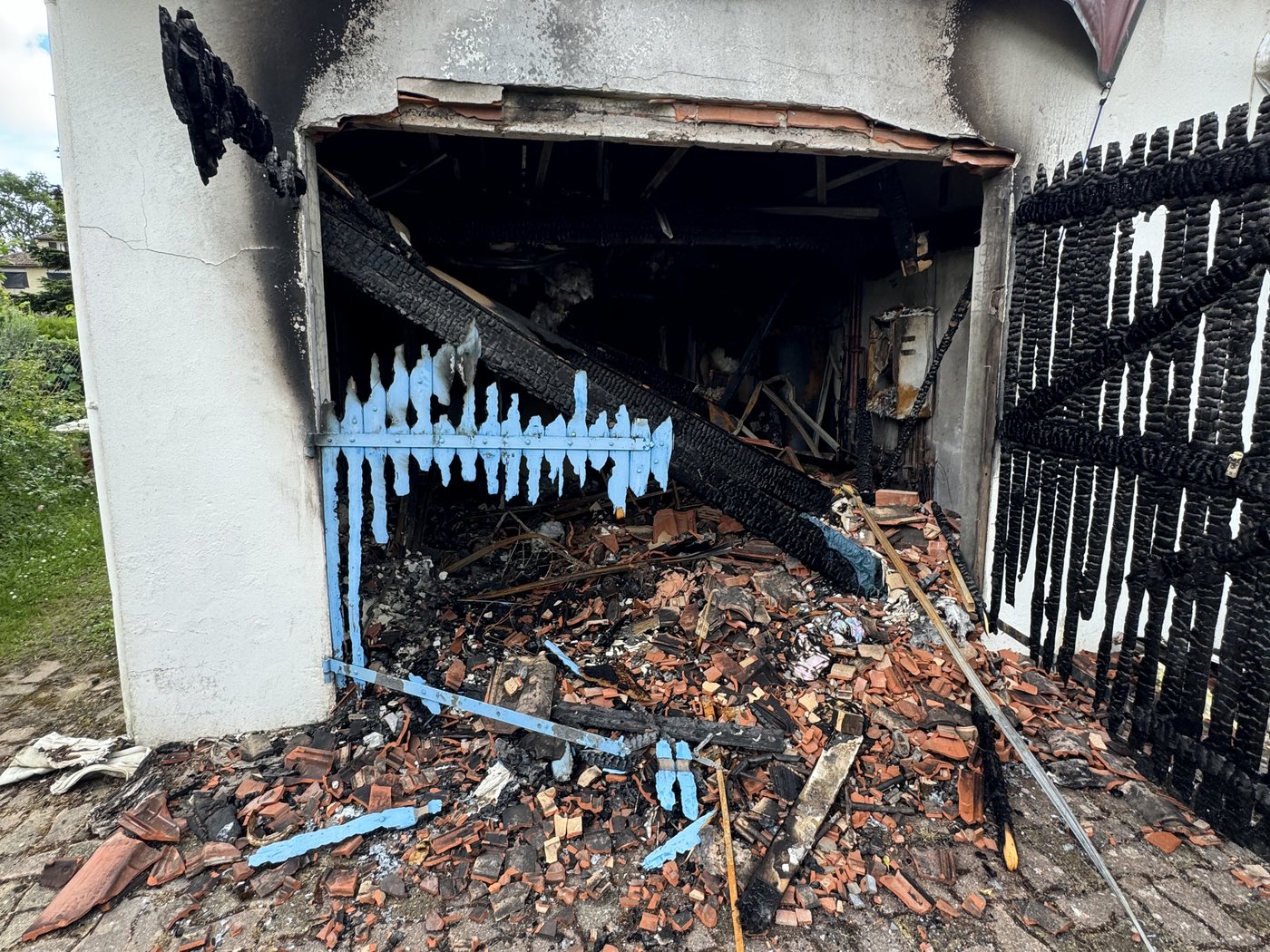 Décontamination et curage d'une habitation après incendie à Latresne