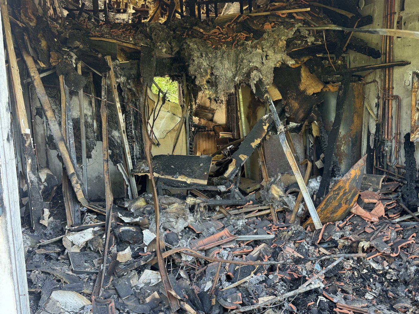Décontamination et curage d'une habitation après incendie à Latresne
