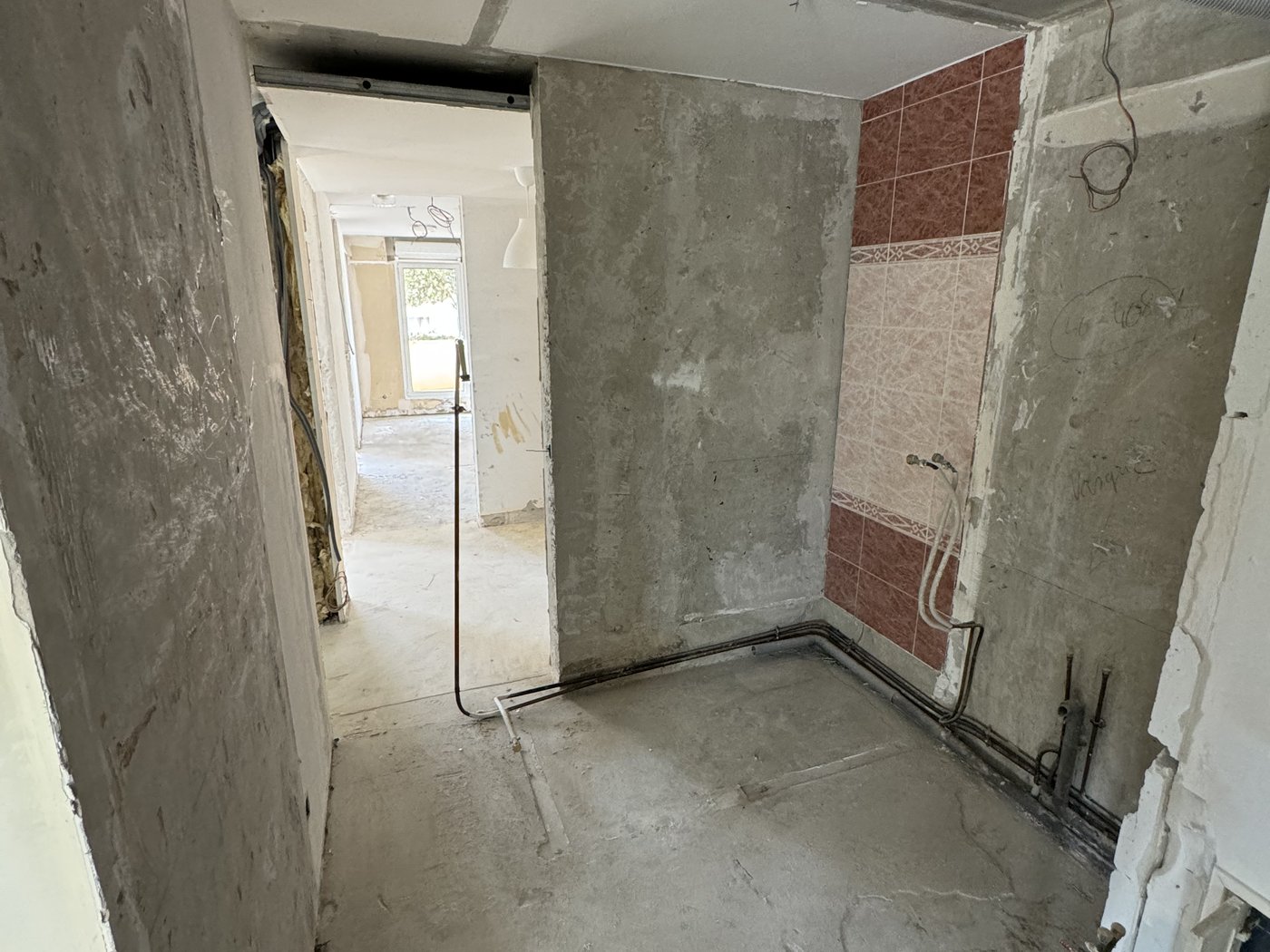 Curage d'un appartement pour un projet de rénovation à Arcachon